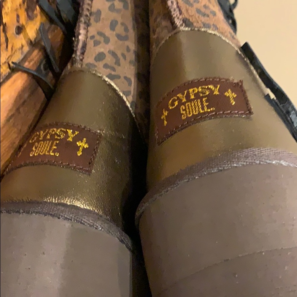 Gypsy Soule Fringe Winter Boots Rare - Picture 9 of 15